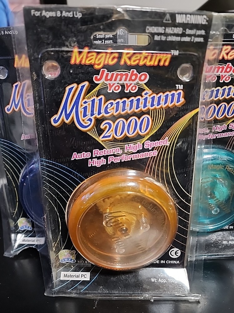 Magic Return Jumbo Yo-Yo Millennium 2000 Orange - New (Damaged Box)