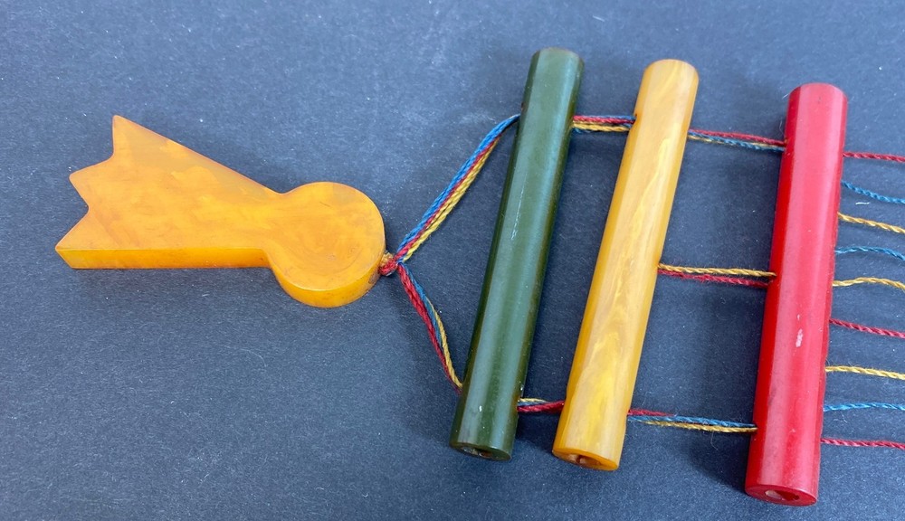 Bakelite String Puzzle Game Optical Illusion Rare Vintage