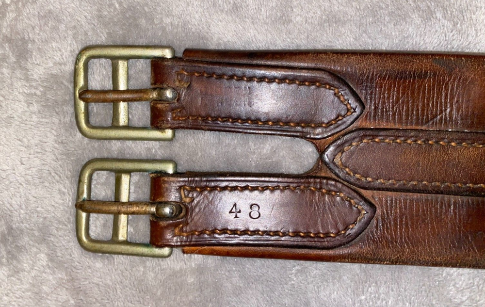 48'' CONTOURED PADDED LEATHER ENGLISH GIRTH
