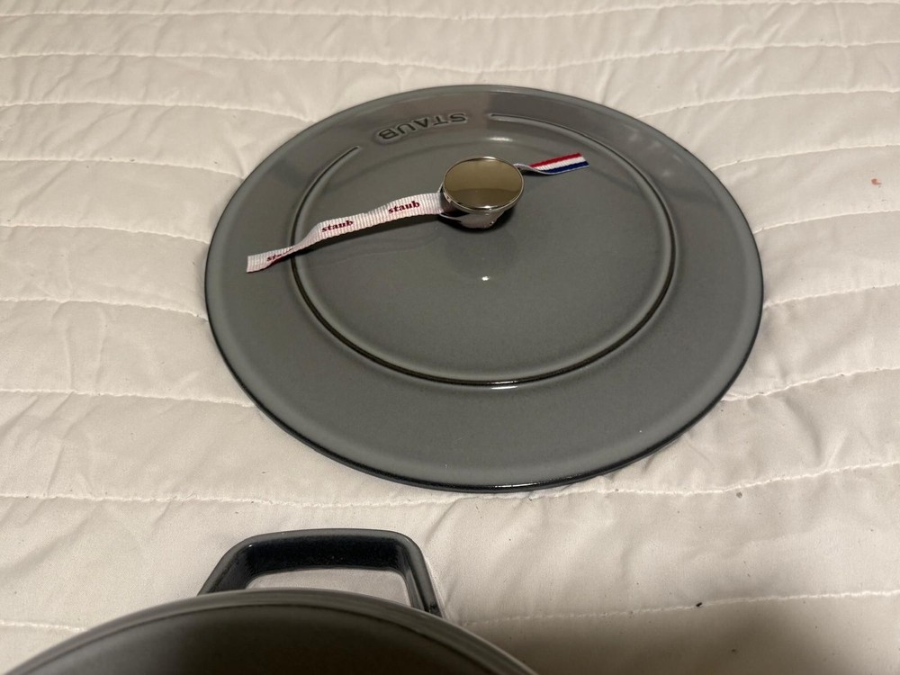 Staub Cast Iron, 5 qt, Round, dutch oven, 4-pc Stackable Set.