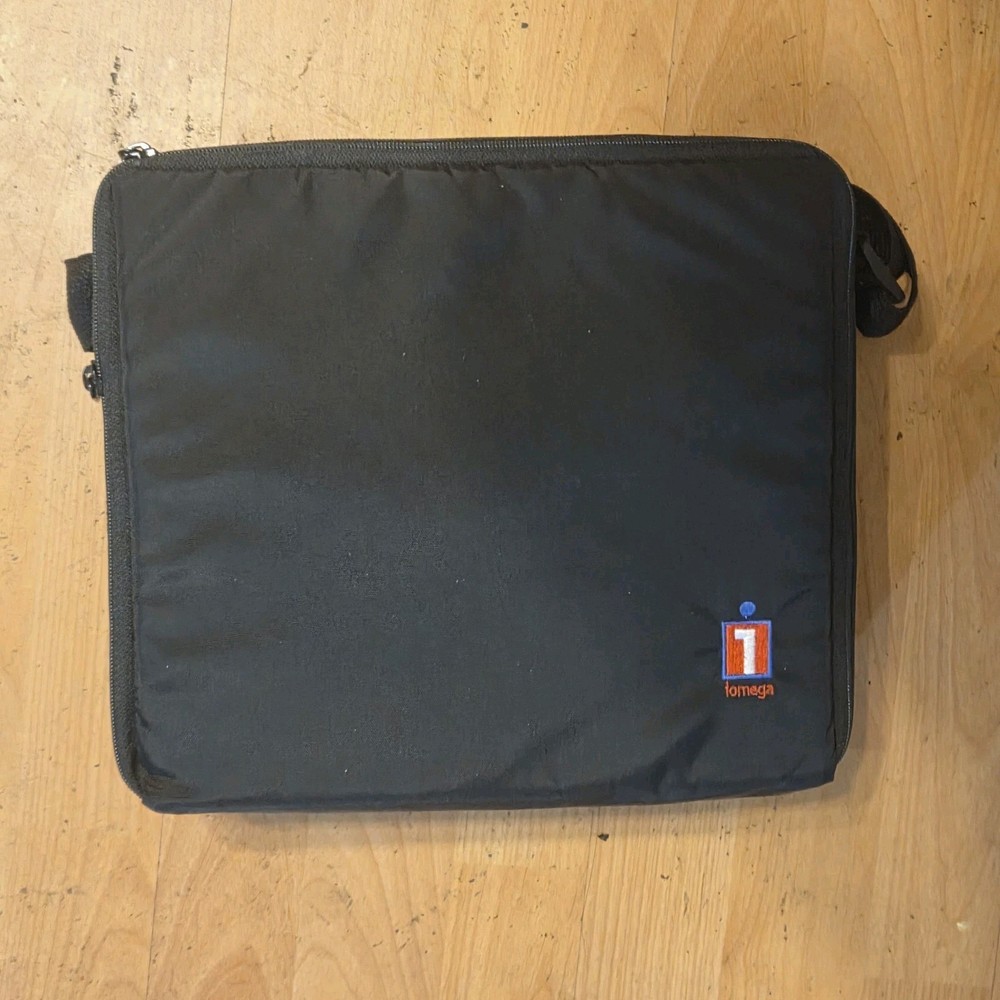 Iomega Zip 100 Plus External Drive Model Z100PLUS, Turns On READ DESCRIPTION