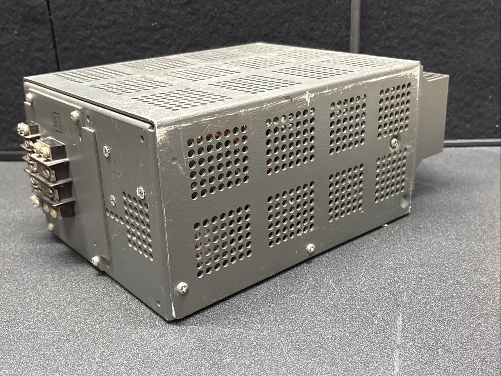 TDK LAMBDA ELECTRONICS MODEL LXS-E-6 REGULATED POWER SUPPLY VEECO USED UNTESTED