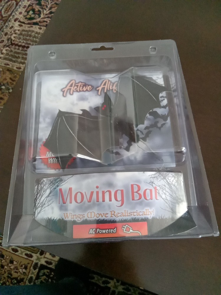 Active Aliforms Moving Bat
