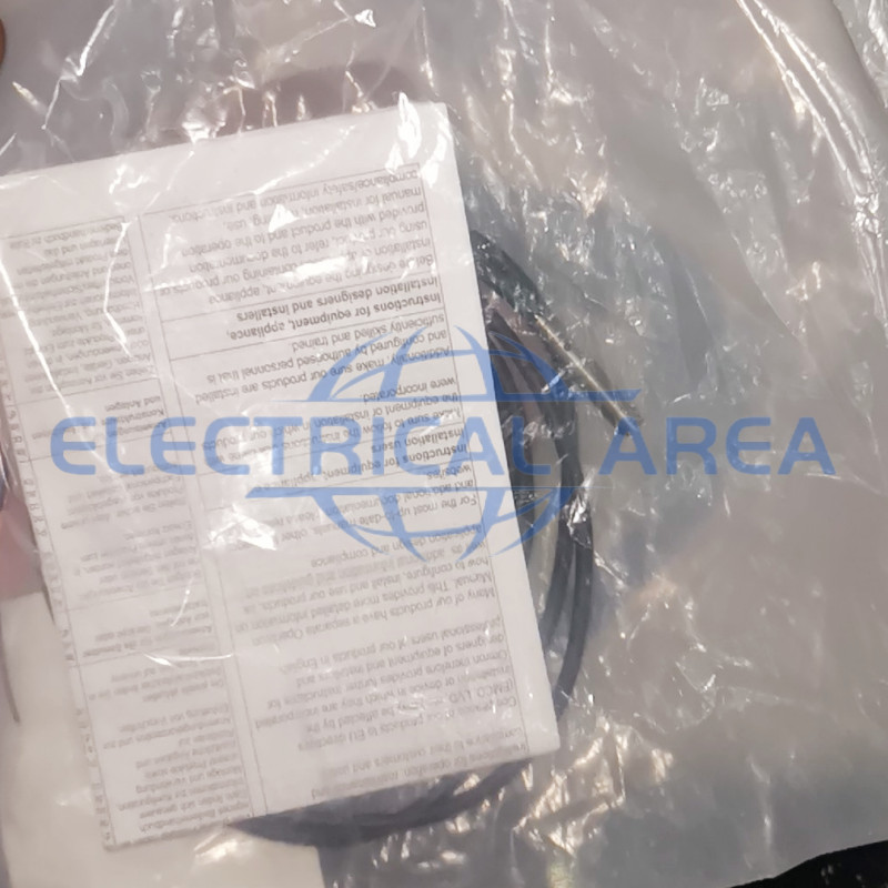 1PC New Omron E2E-S05S12-WC-C1-2 Proximity Switch Sensor Fast Delivery