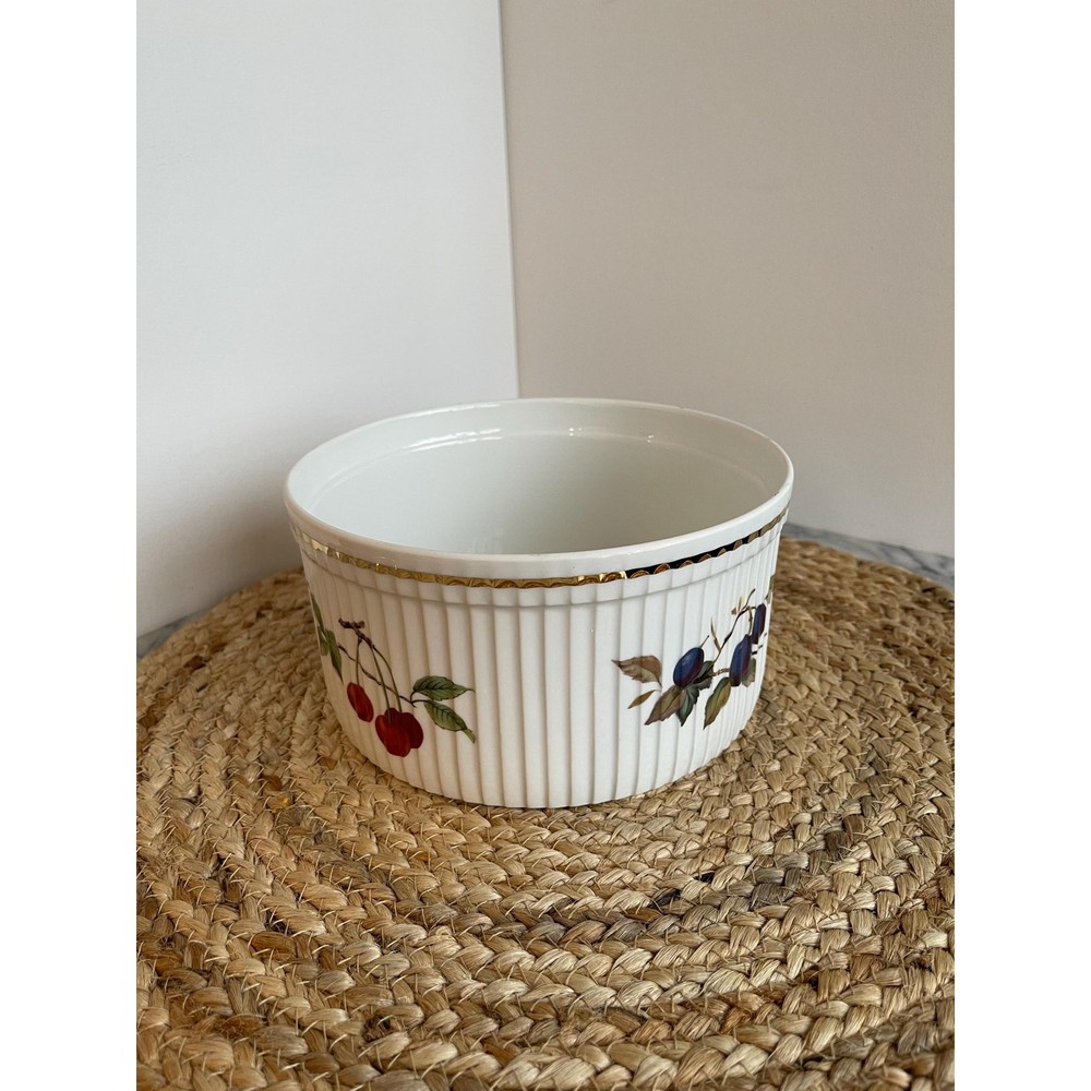 Baking dish casserole, vintage Royal Worcester “Evesham” 7-in souffle, EUC