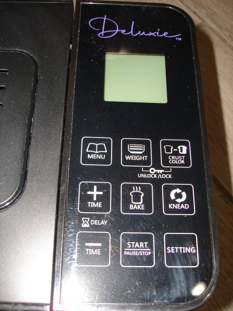 Deluxie BM8202 Black 2lb Programmable Bread Machine Maker Digital Touch