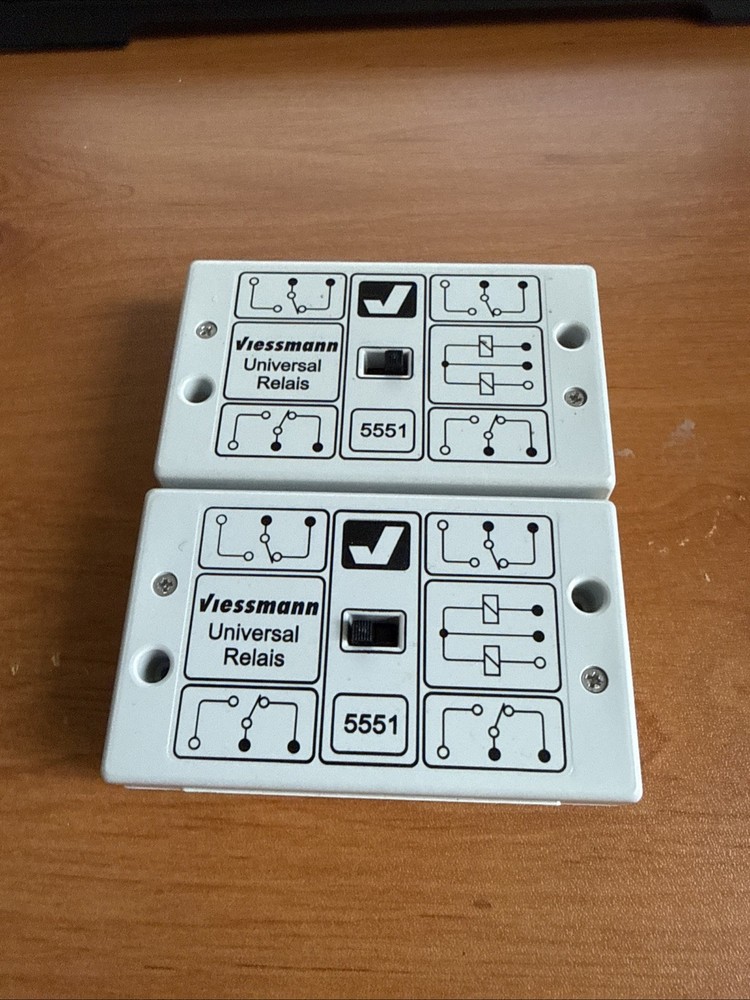 Viessmann 5551 2-piece universal relay that boxes