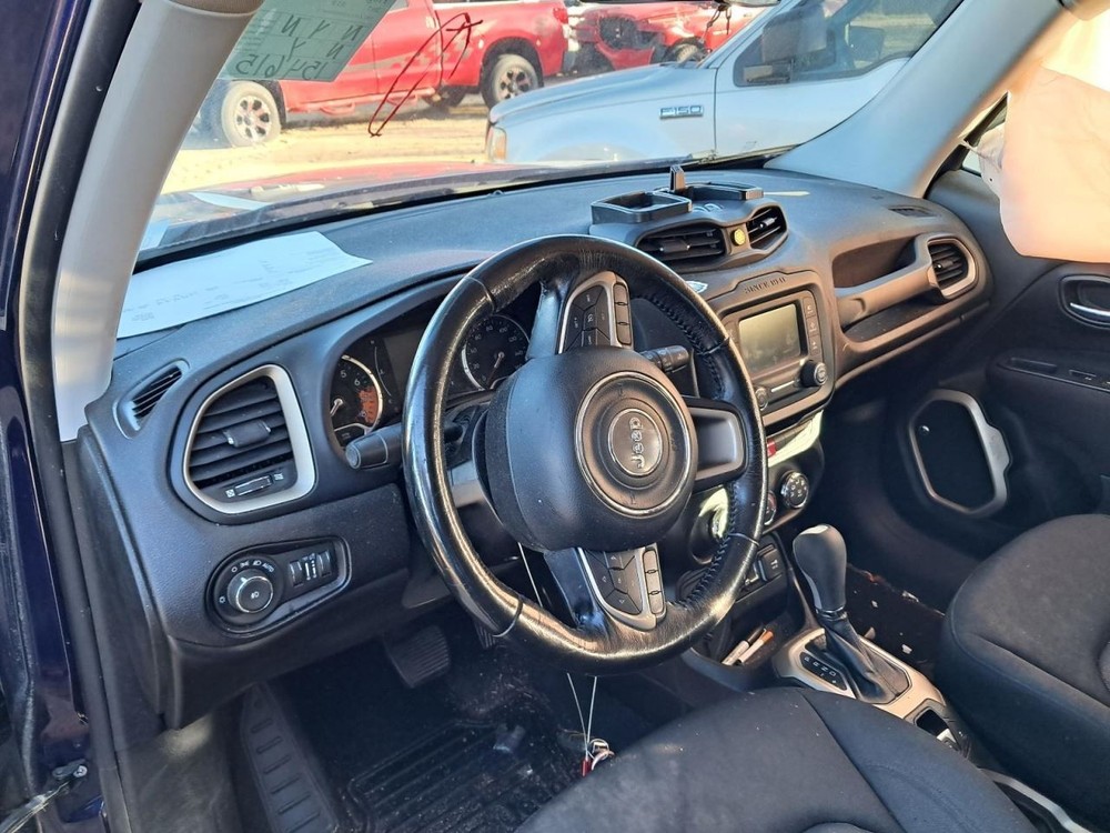 RENEGADE 2017 Glove Box 4855891