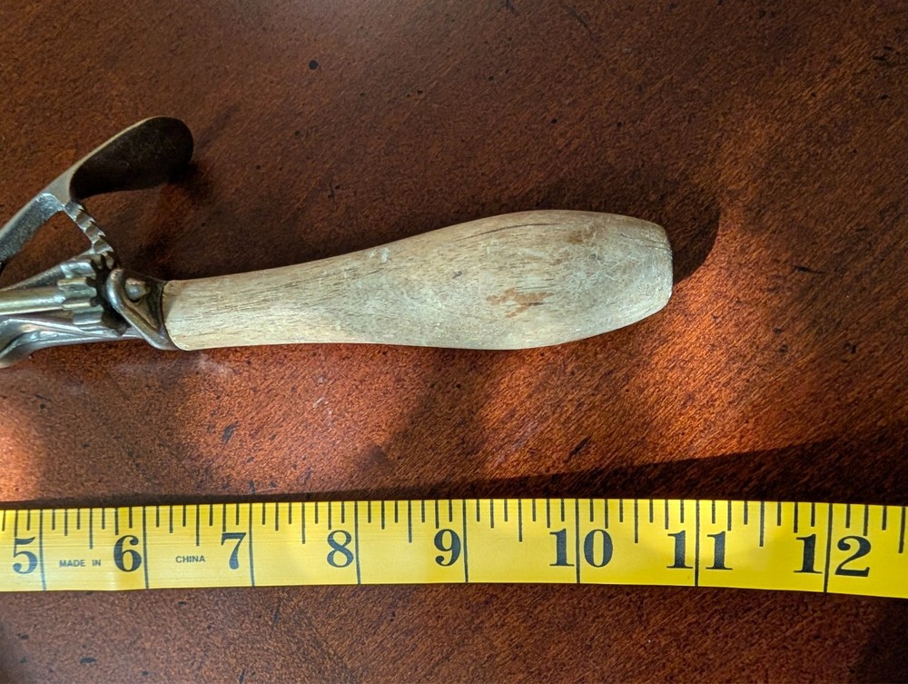 Antique ice cream scooper Geared Lever Release