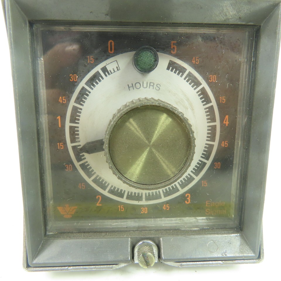 Eagle Signal HP58A6 120VAC Reset Timer 0-5 Hrs. Range