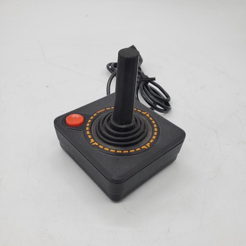 COMMODORE VIC-20 COMPUTER + VIC 1541 DISK DRIVE + JOYSTICK [CLEANED/TESTED 100%]