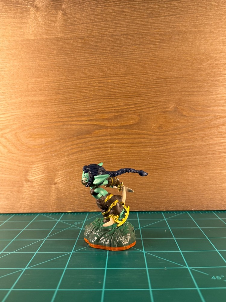 Skylanders Giants Stealth Elf (S2)