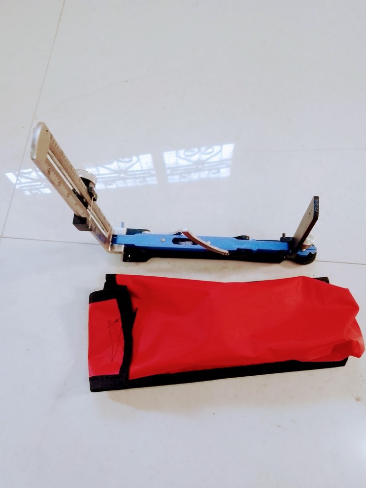 Tangent clinometer Comes with a Carrying case