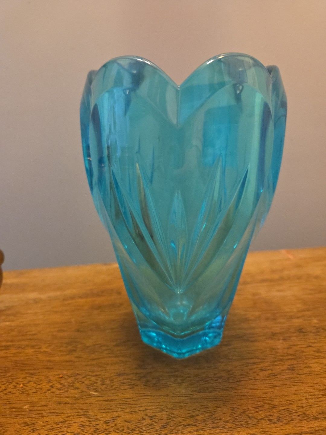 Waterford Crystal Sweet Memories 6.5 In Turquoise Marquis Scalloped Edges Hearts