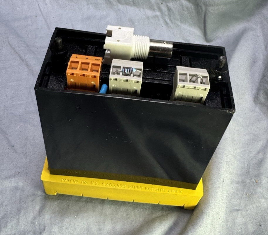 OMEGA DP24-PH Digital Panel Meter pH Controller Process Indicator New FREE SHIP
