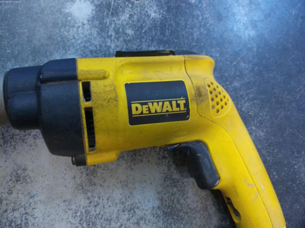 Dewalt DW257 VSR Variable Speed Reversing Deck / Drywall Electric Screwdriver