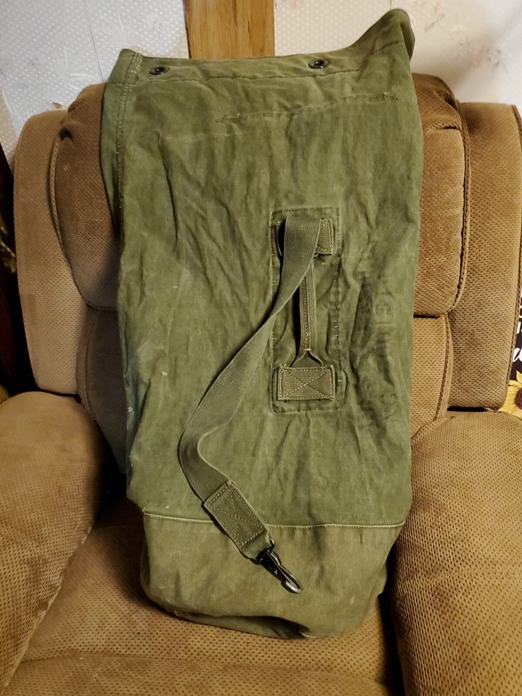 US OD Green Canvas Duck Duffle Bag Pre-owned