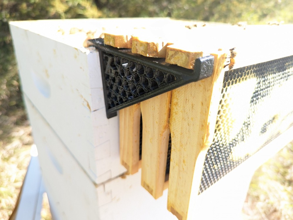 Beehive Frame Holder Set (Pair) - 3 Frame Version