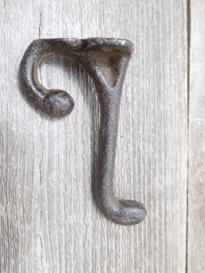 50 Cast Iron Rustic School Style Coat Hooks Hat Hook Hall Tree Restoration 3 1/2