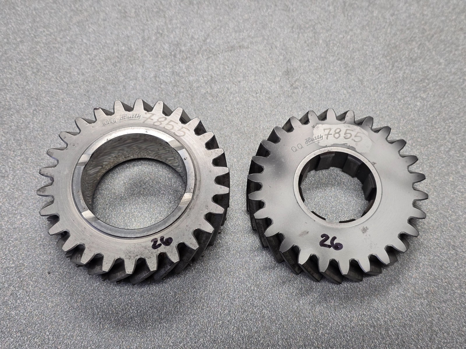 VERY NICE ORIGINAL PORSCHE 911 915 TRANSMISSION QQ 26:26 GEARSET #7855 NLA 74-86