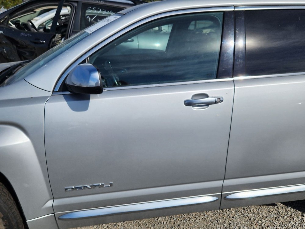 2010-2017 GMC Terrain Dash Mounted Lower 7" Display Screen