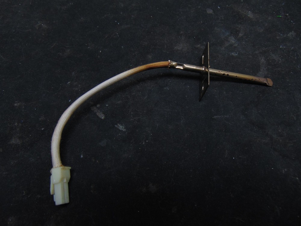 GE Electric Range JB650SF2SS Temperature Sensor WB21X22134