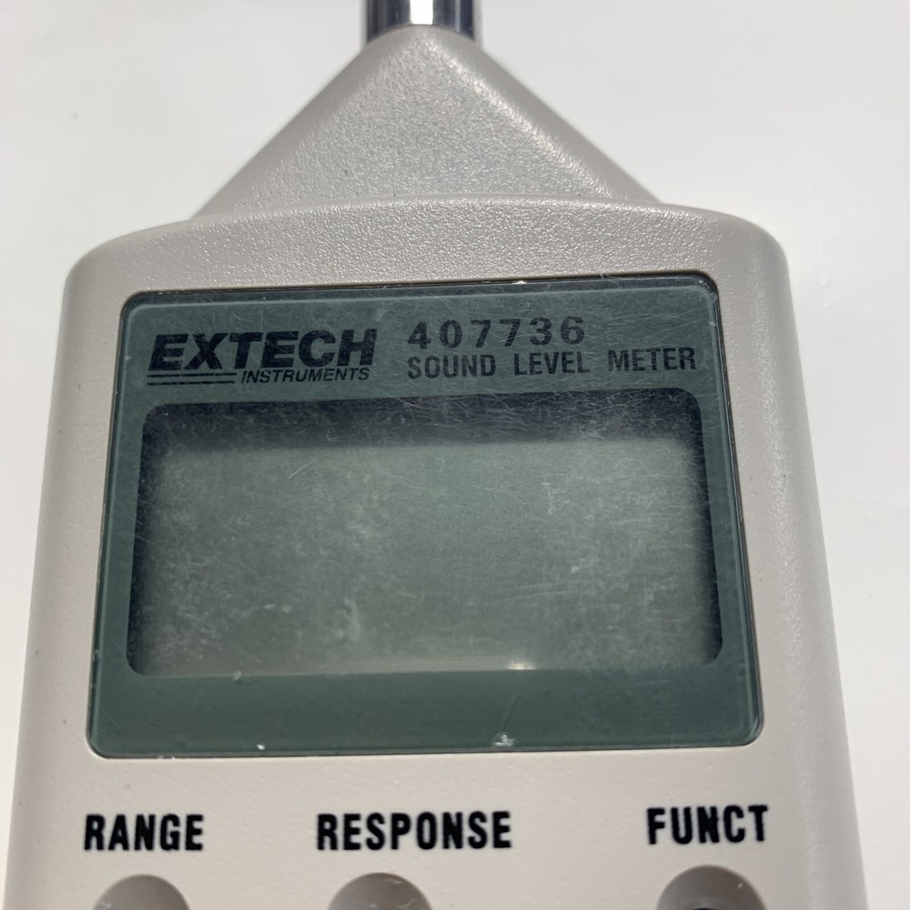 Extech Instruments 407736 Sound Level Meter with case **Pre-Owned**