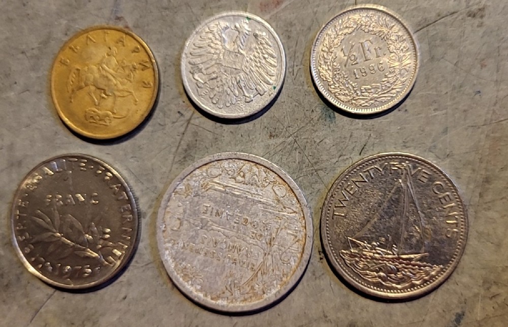 Coins from Various Countries 6pcs j6