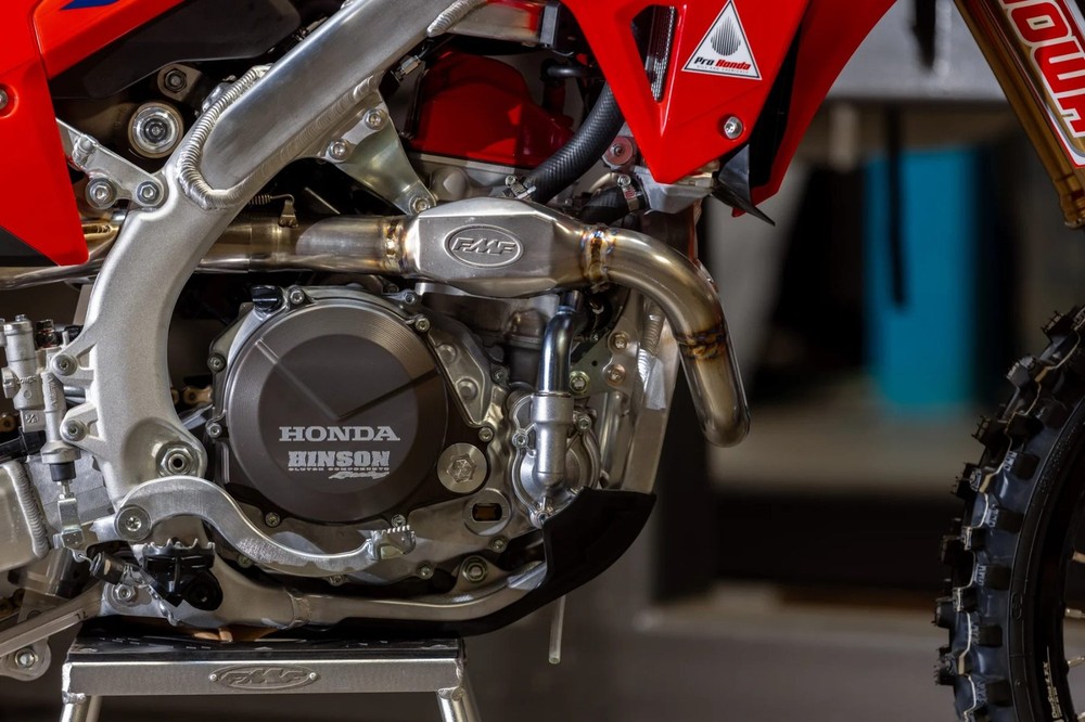 FMF Titanium MegaBomb Header Pipe (041599)