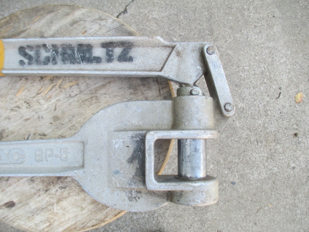 Enerpac SP-5 Manual Hand Stud Punch