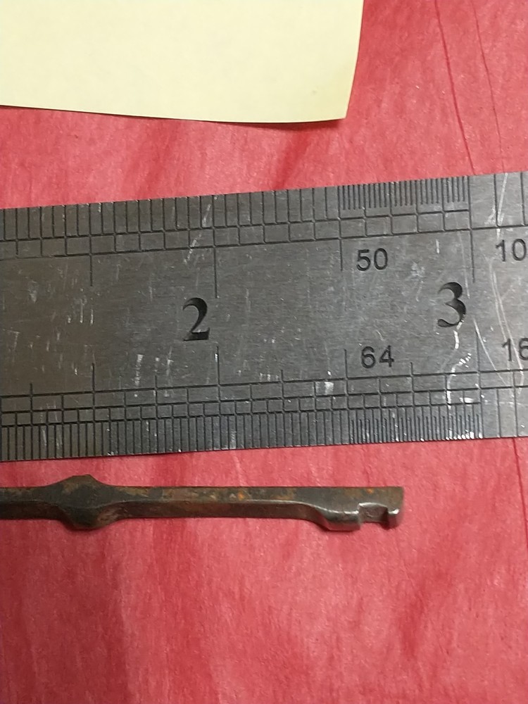 VINTAGE GUN PART 1911 EXTRACTOR