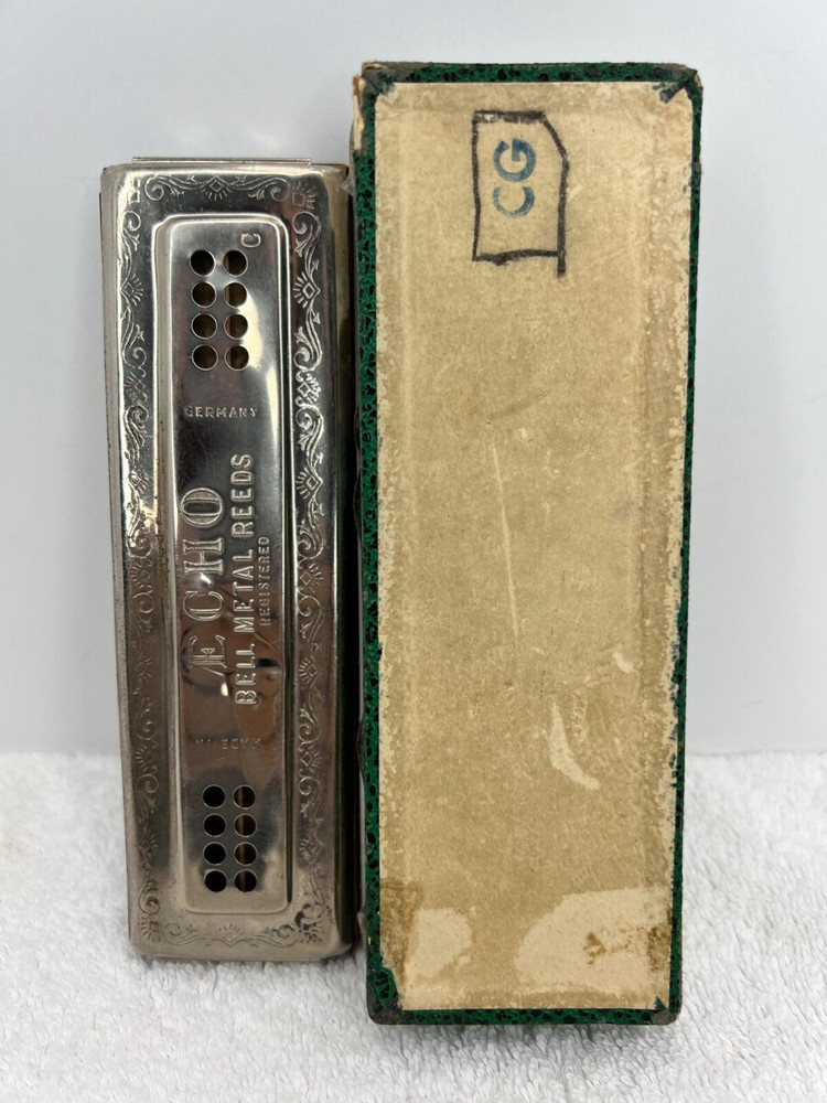 Hohner 1930s Echo Harp Harmonica 56 C/G with original box