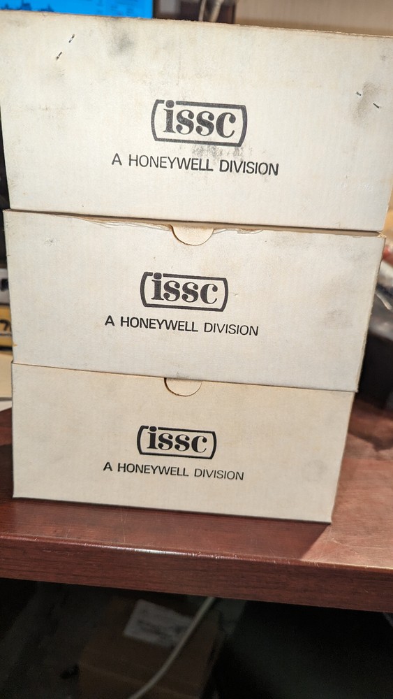 (1) Issc Timer On Delay Relay 2.0 sec Fixed 1014-1-W-1-B NIB