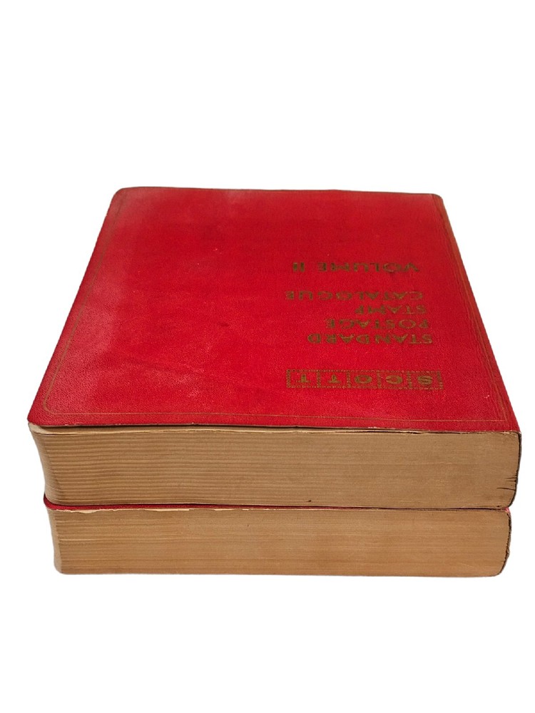 Scott's 1975 Standard Postage Stamp Catalogue vol II & III Illustrated US 1st