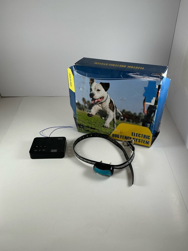 Electric Dog Fence System 2 Collars Rechargeable