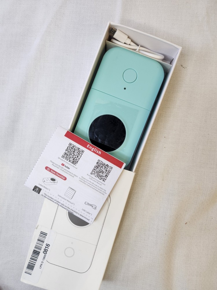 Phomemo D30 Smart Mini Label Maker Portable Bluetooth Label Printer