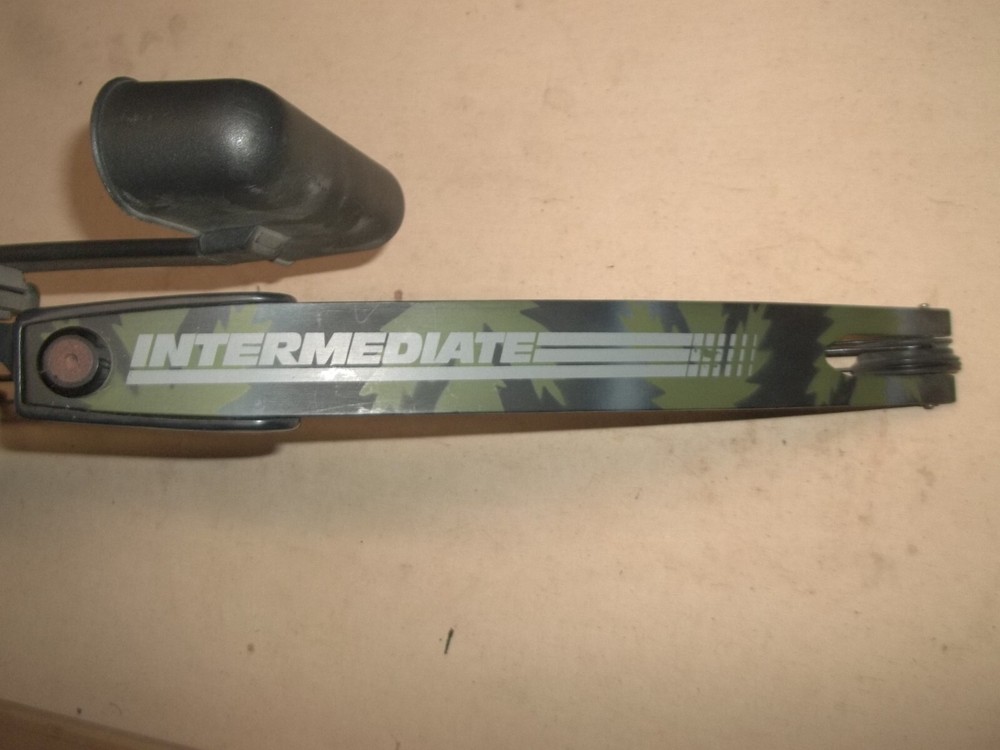 Pro Line Compound Bow...Intermediate...40:50 Lbs...27" Draw Length