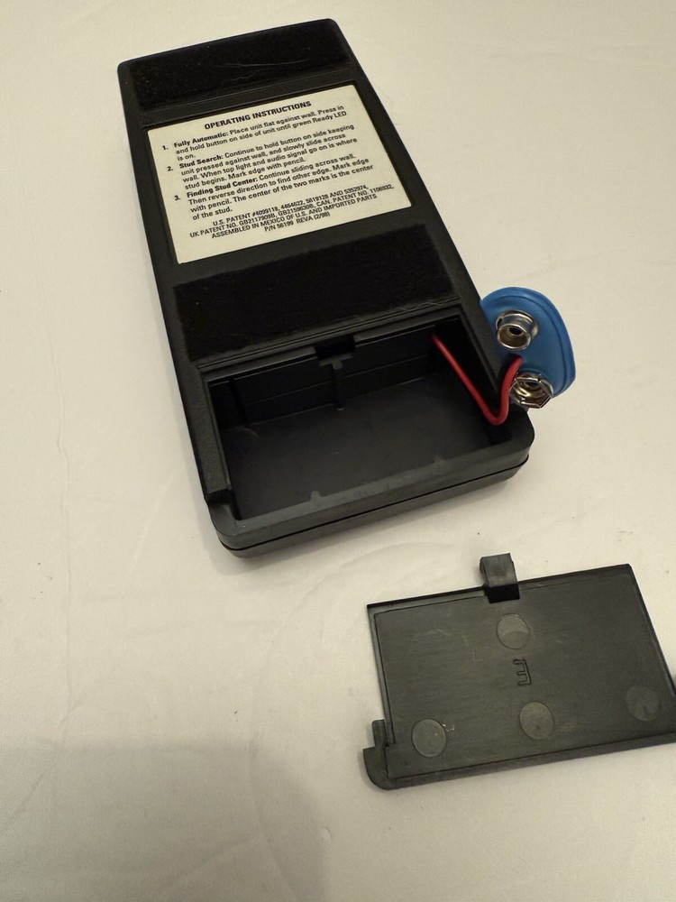 Used Battery-Operated Portable Zircon Studsensor 3 / Stud Sensor / Finder