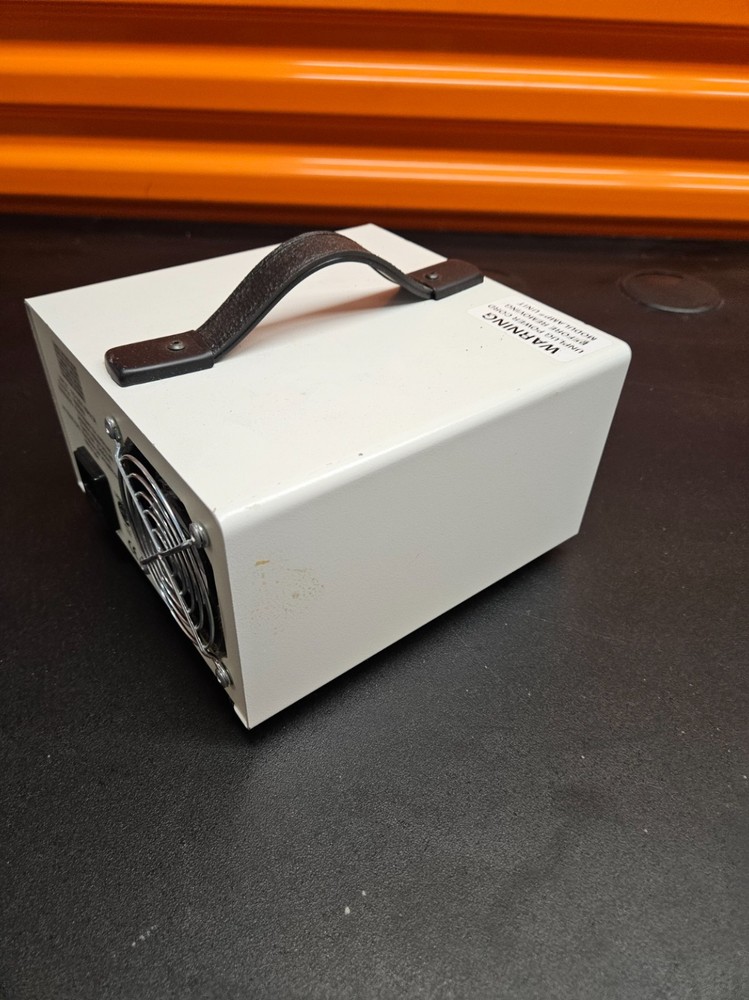 Schott-Fostec Fiber Optic Light Source Microscope Illuminator 150W