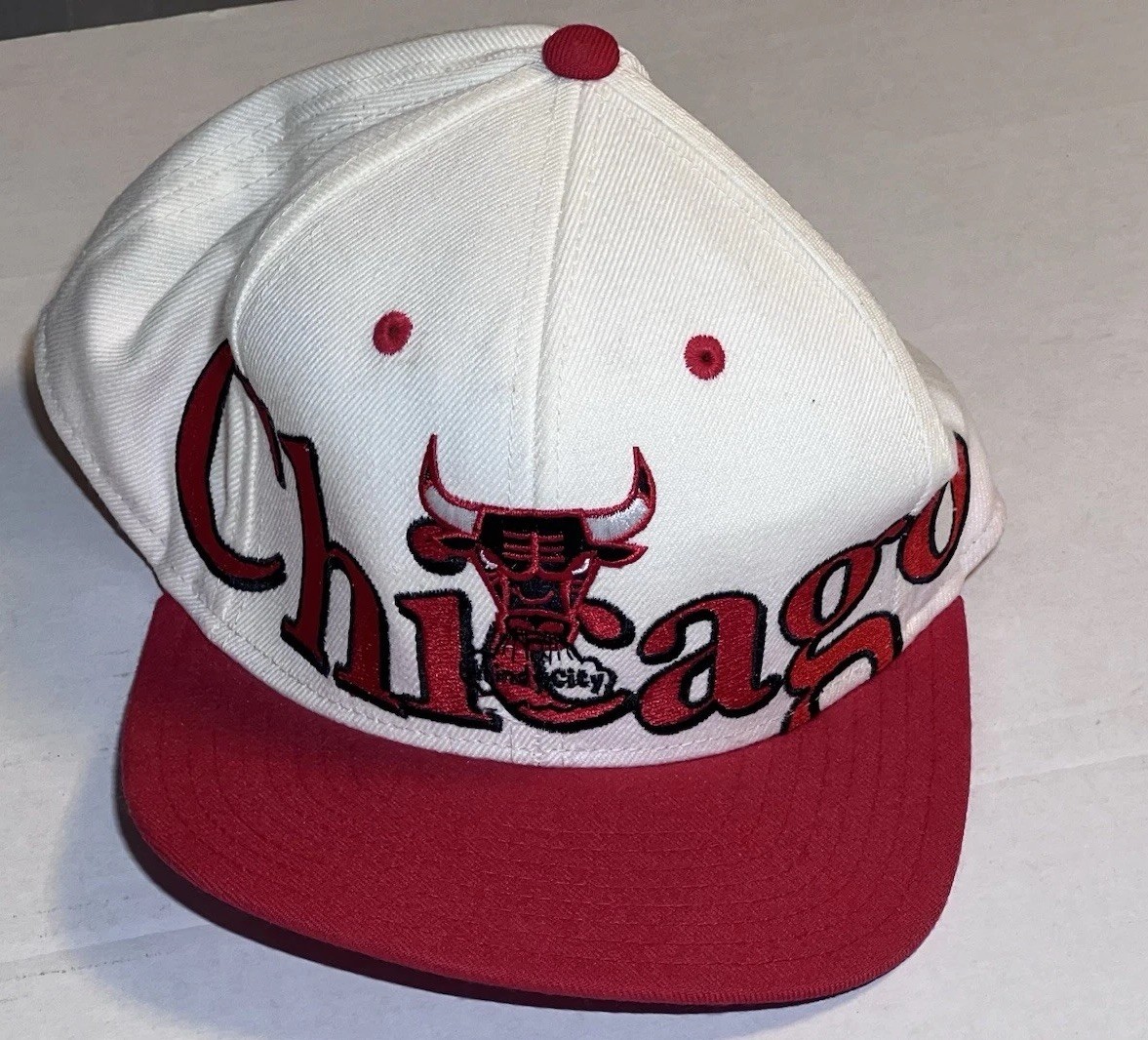 Vintage Chicago Bulls Adidas SnapBack Rare Windy City Edition NBA