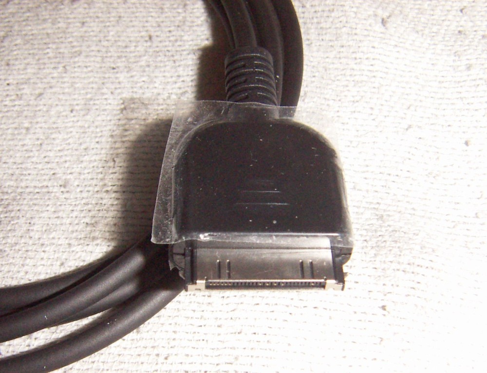 USB Charging & Data Sync Cable for Sansa Fuze / View / e200 / c100 MP3 Players