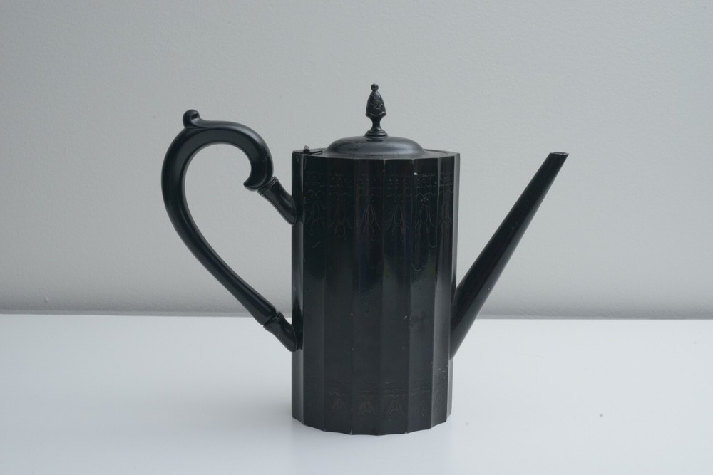 Lunt 100 r tea Silver Pot - Painted Black