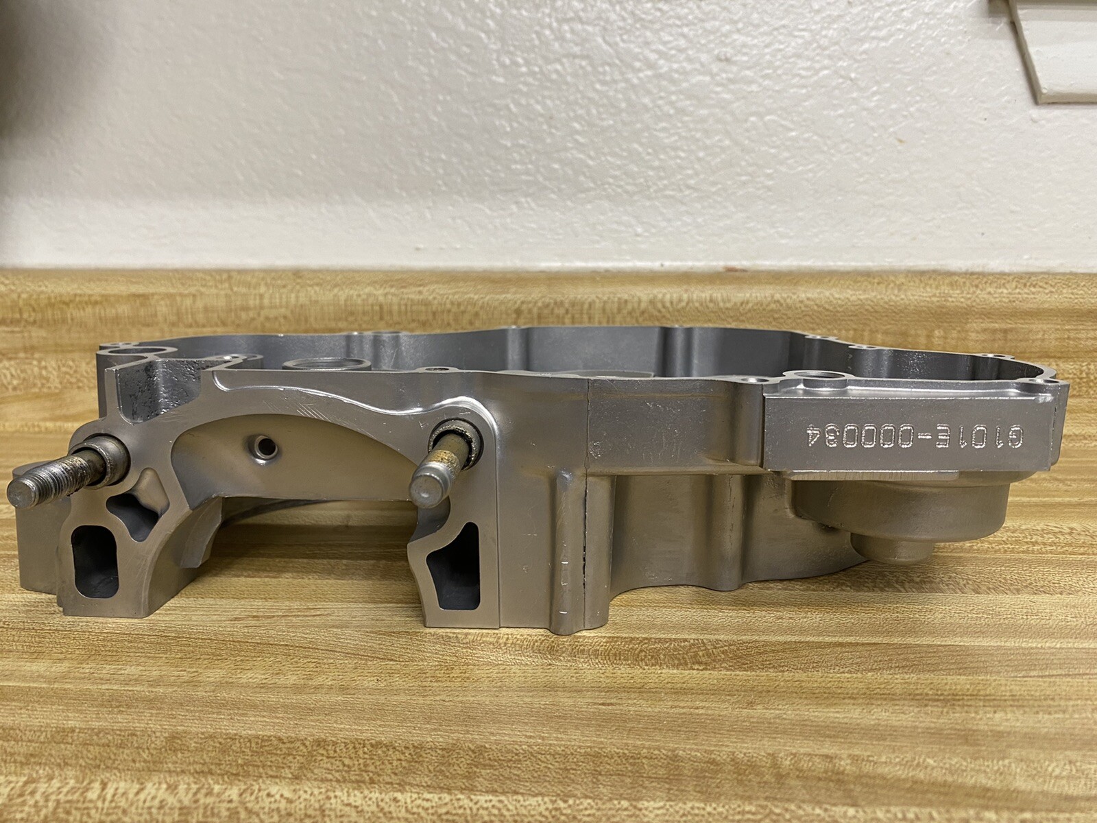 1998 YZ250 YZ 250 OEM Right Side Crankcase Engine Bottom End 98