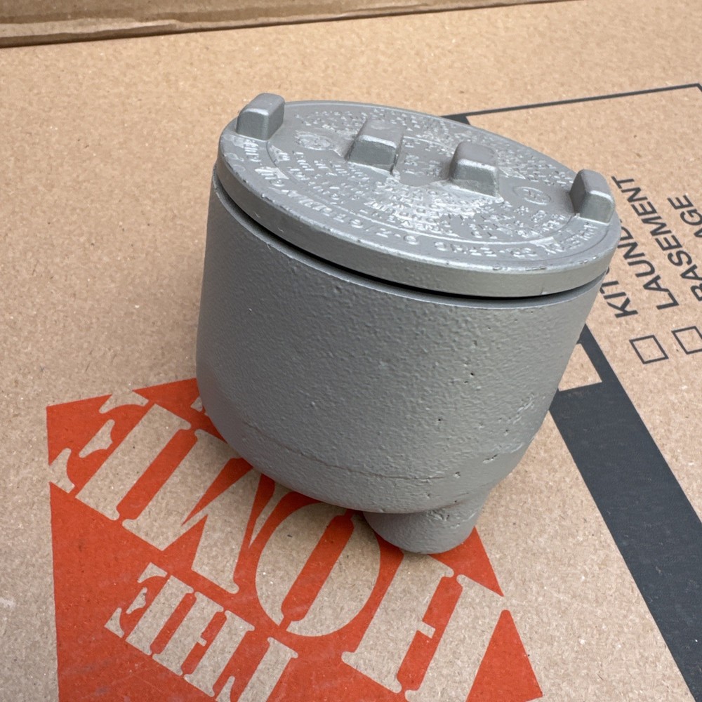 Appleton GRLB75 Conduit Outlet Box 3/4” Explosion Proof Iron Emerson Let Boxes
