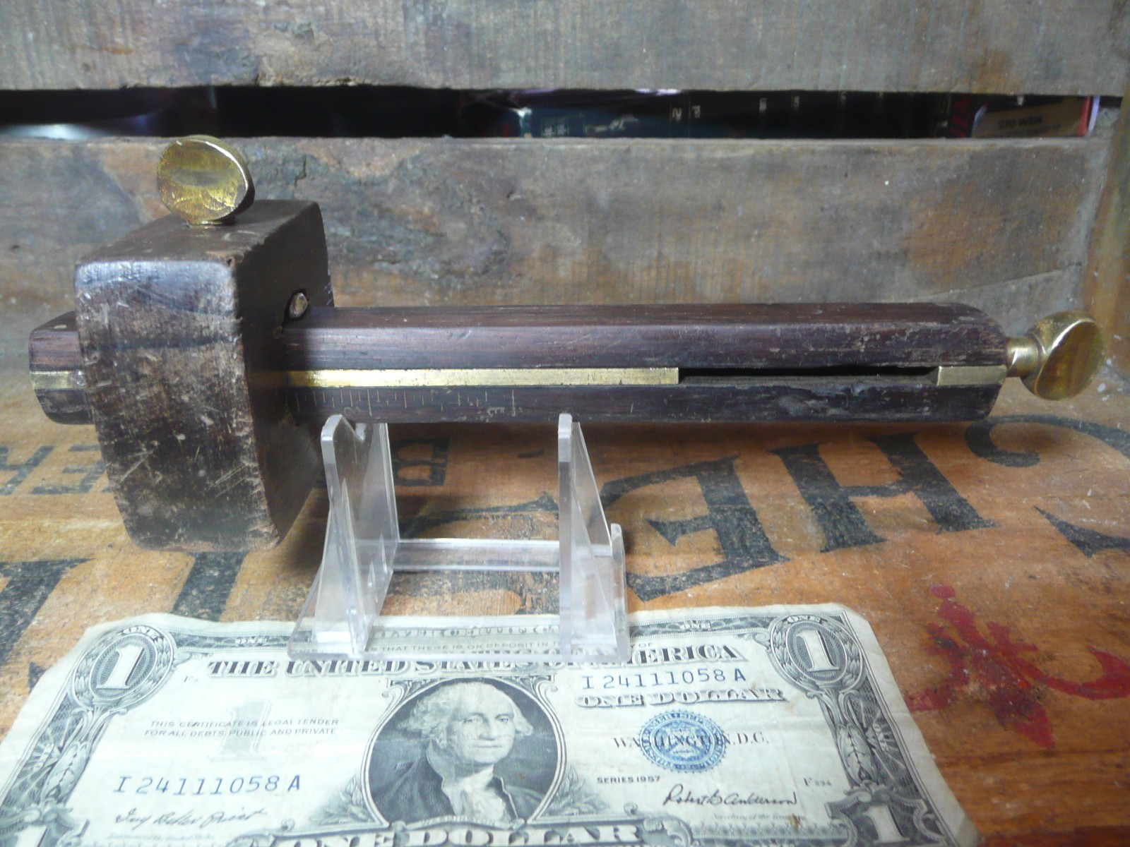 Vintage Rosewood and Brass Marking Gauge.