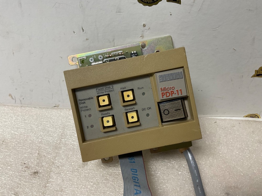 DEC Digital Equipment 70-20695-01 Micro PDP-11 4 button Control Panel 2 cables