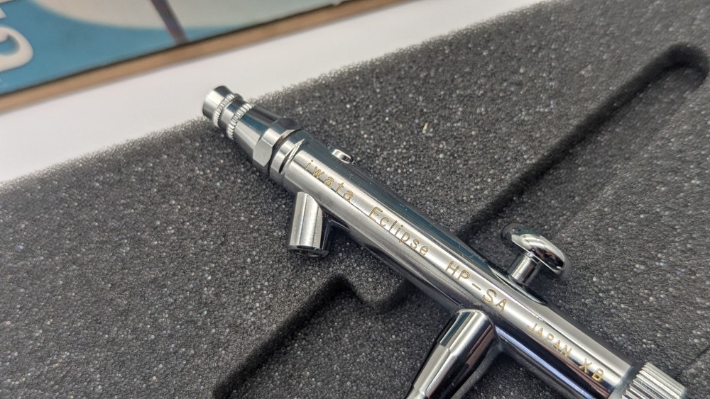 Iwata Eclipse HP-SA Single Action ECL-1000 NICE LOOK READ