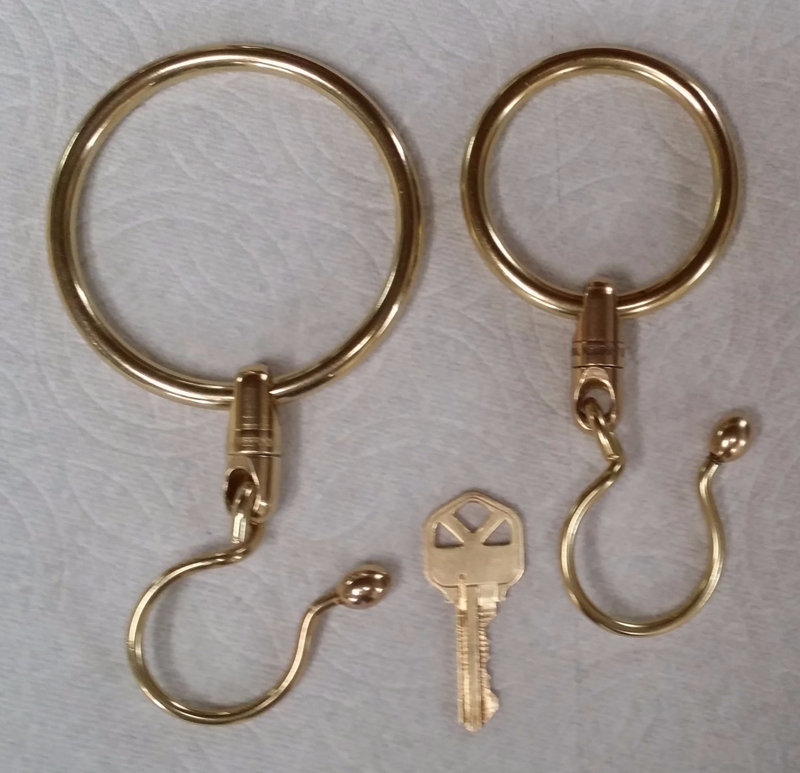 SOLID BRASS JAILERS TYPE KEY CHAIN 2" DIAMETER RING, MADE IN USA