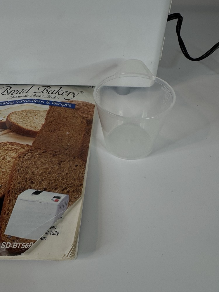Panasonic SD-BT56P Automatic Bread Maker TESTED - COMPLETE