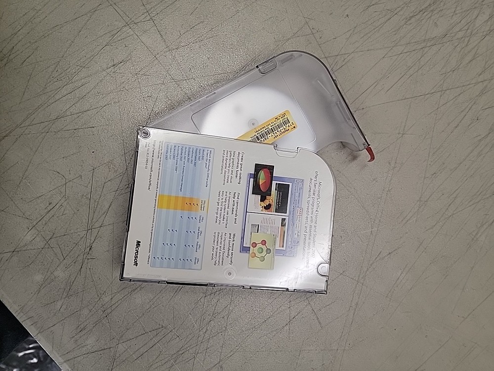 Microsoft Office Professional 2007 Software Suite CD for Windows XP/Vista